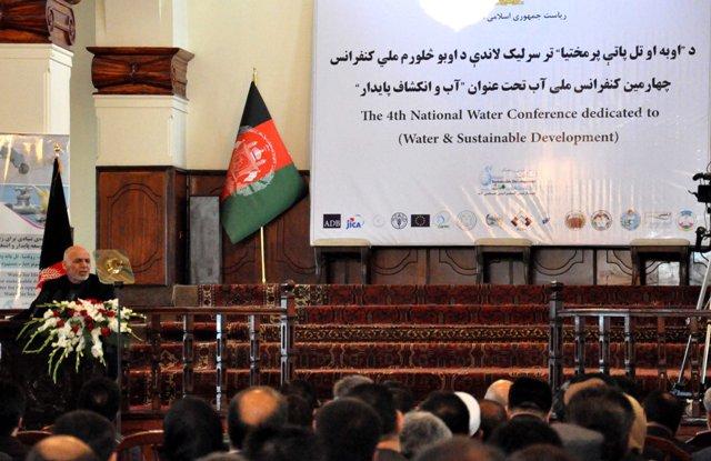 غنى: انکشاف آب¬های افغانستان به نفع افغانستان و منطقه است