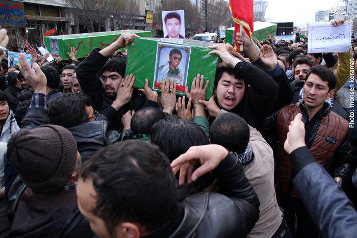ایران به بستگان نزدیک افغان هایی که در جنگ سوریه شرکت می کنند، “تابعیت می دهد”