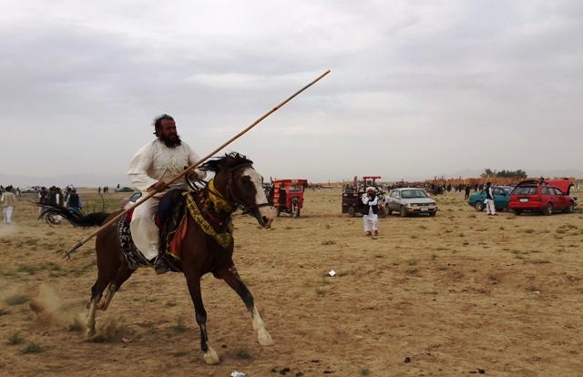 په  غزني کې د ناامنيو له امله نيزه بازي د له منځه تلو په حال کې ده