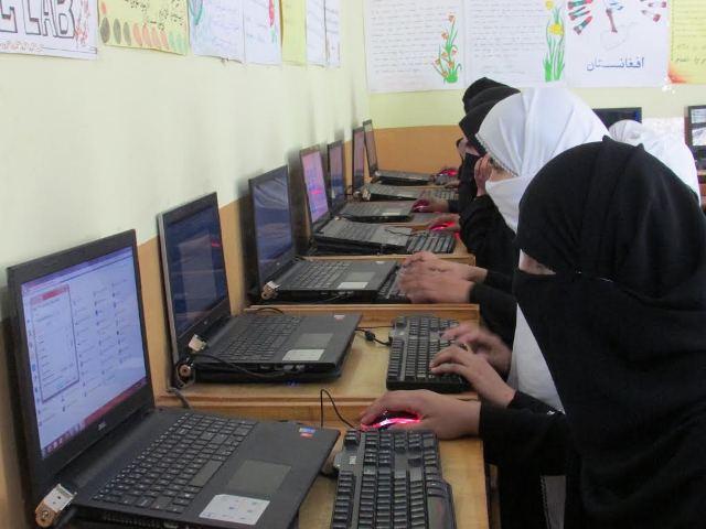 Nangarhar students receiving computer training free of cost