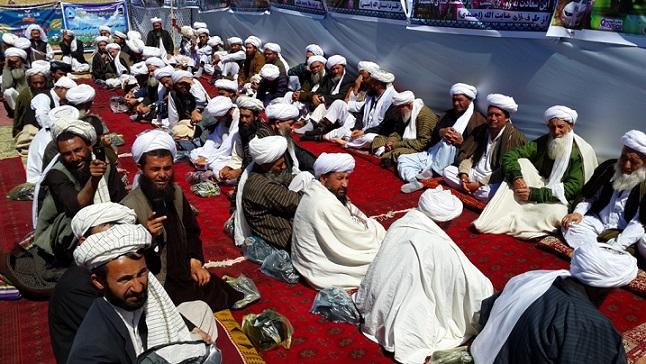 علماى دين در فارياب: حکومت به مدارس دينى توجه نکرده است