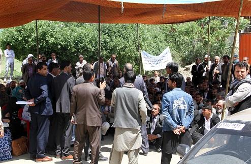 کارمندان تصدی موادنفتی و گازمایع به برکناری رییس این تصدی پافشاری میکنند