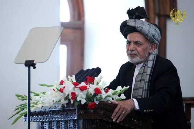 Ghani asks Taliban to follow in HIA’s footsteps