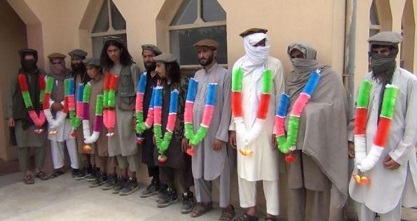 Child among 12 Daesh affiliates reconcile in Nangarhar