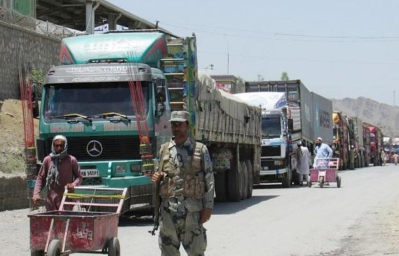 Torkham border police extorting money from truckers