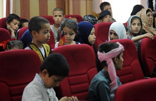 6.5 million Afghan children at risk, says ministry