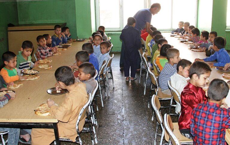 اختر او د يتيمو او بې سرپرسته ماشومانو هيلې