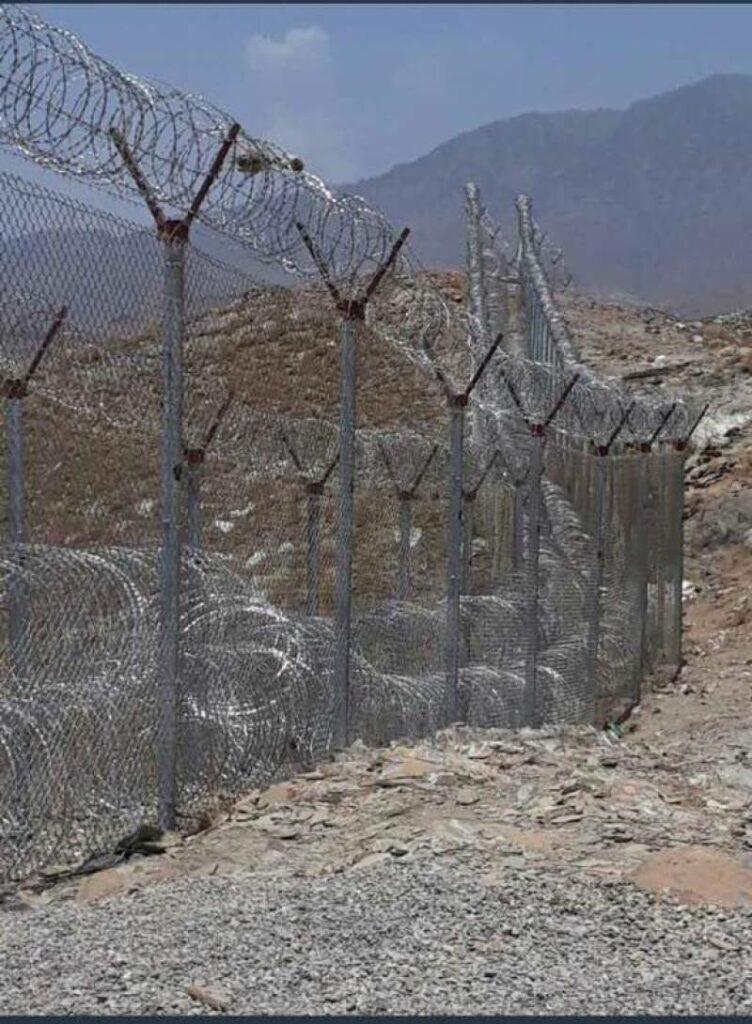 Pakistan begins fencing on Durand Line