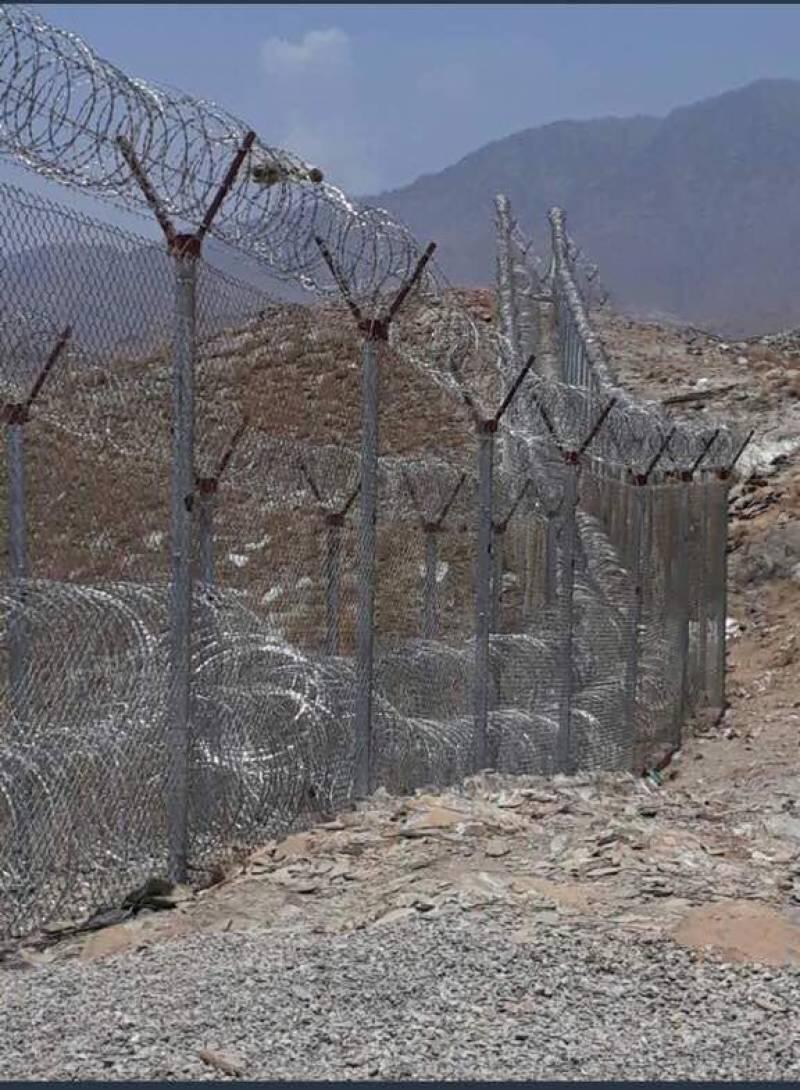 Pakistan begins fencing on Durand Line