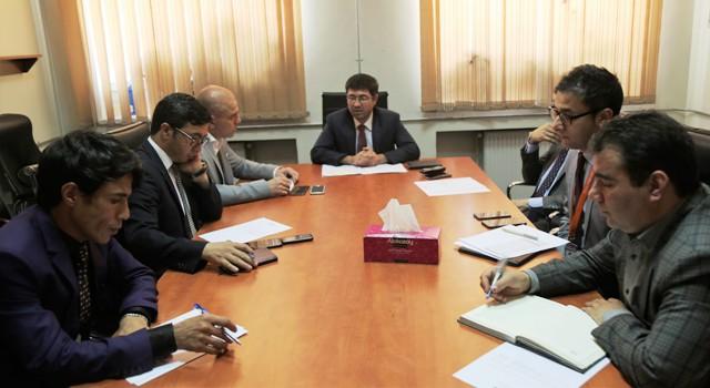 Officials, airliners meet on problems after Pajhwok report