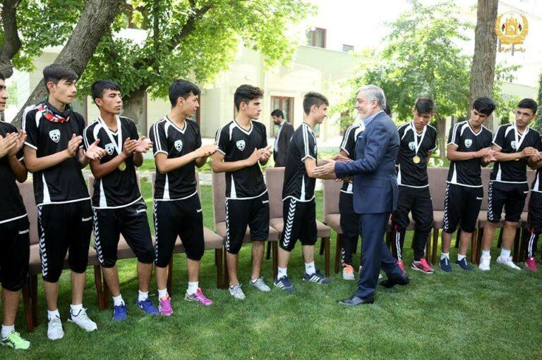 CEO pledges financial support to junior footballers
