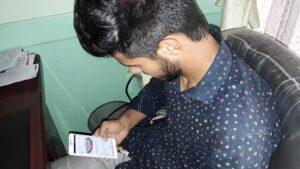 Excessive social media use negatively impacts family life