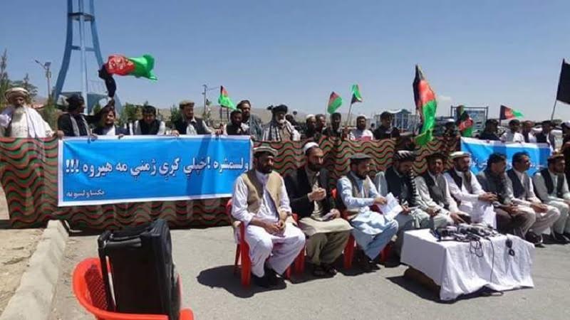 Paktians pitch tents, want direct meeting with Ghani