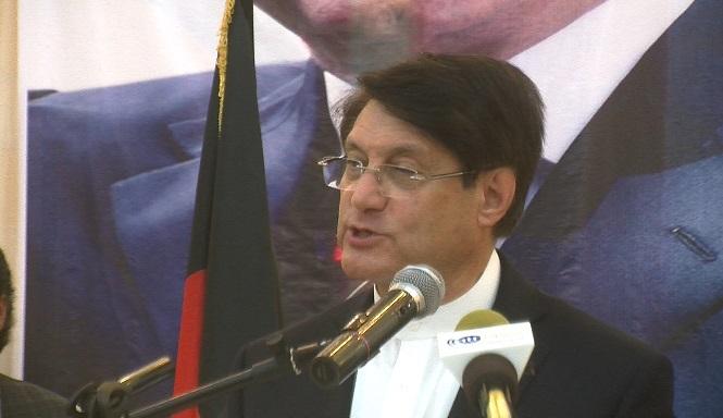 احدی: رئیس جمهور حیثیت مقام ریاست جمهوری را پایین آورده است