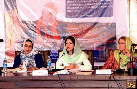 Kabul huddle underlines women’s issues
