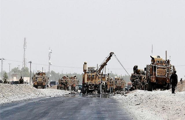 در حملۀ انتحاری در کندهار به نیروهای خارجی تلفات وارد شده است