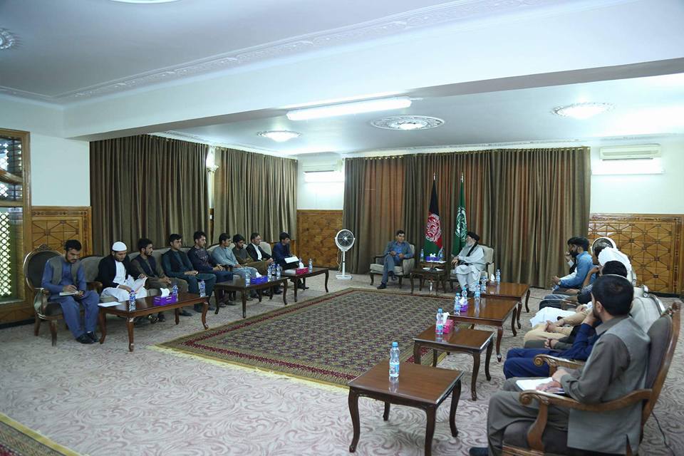 حکمتیار: جوانان به تهاجم فکری و فرهنگی شدید مواجه اند