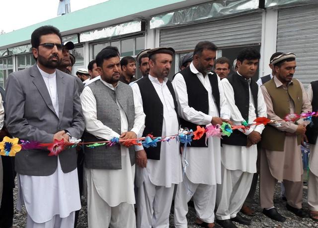 خوست کې چرګانو ته د بازارموندنې لپاره مارکېټ پرانیستل شو
