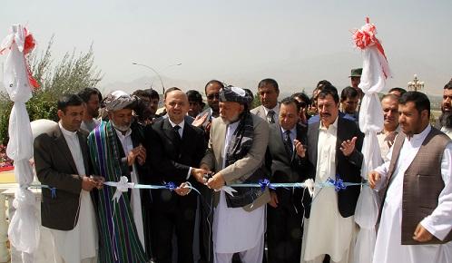 “به سکتور خصوصى در بخش ساخت مسکن سهولت ها فراهم مى باشد”