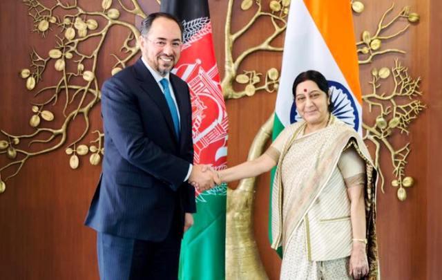 هند در سطح افغانستان ١١٦ پروژۀ عام المنفعه را آغاز مى کند