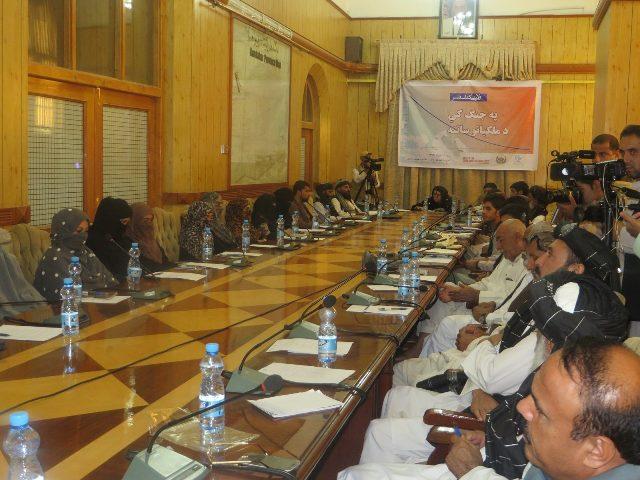 د جګړې ښکېلې غاړې دې د بې دفاع خلکو خوندیتوب ته پاملرنه وکړي