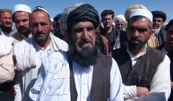 در اعتراض به قتل یک معلم در پکتیا، در کابل و گردیز گردهمایی شد