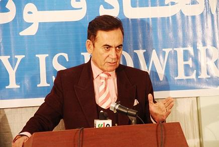 “حکومت به جريان هاى سياسى از برگزارى انتخابات شفاف و به موقع اطمينان دهد”