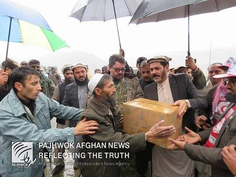 221 Kunar families who fled Pakistani shelling receive aid