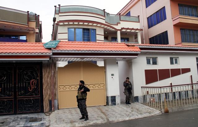 شربت گل کلید خانه جدید خود را دریافت کرد