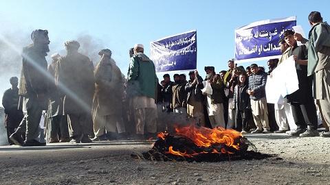 ګردېز کې د مامورينو ښارګوټي جوړېدو او کورونو نړولو پر ضد لاريون وشو