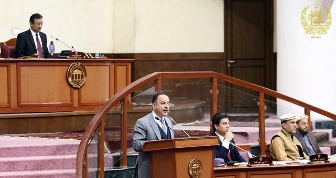 “بودجه ملی ۱۳۹۷ واقع بینانه و براساس امکانات حکومت تهیه شده است”