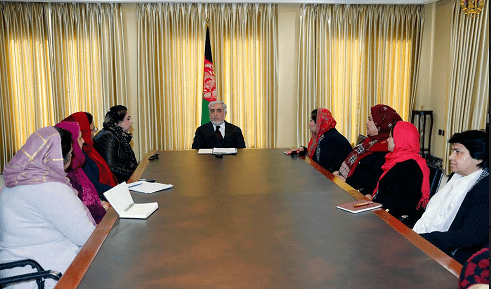 عبدالله: حضور و نقش زنان در رهبری اداره‌ها يک ضرورت مبرم مى باشد