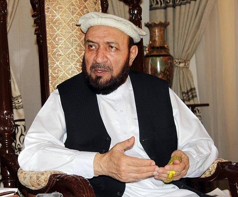 انجنير محمد خان د برېښنايي تذکرو د وېش له پروسې ملاتړ وکړ