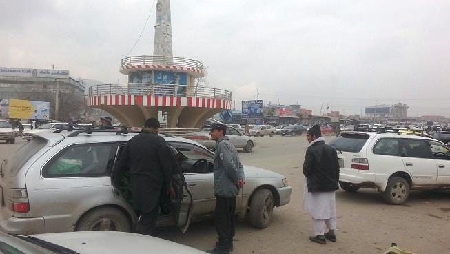Pul-i-Khumri taxi drivers want enforcement of traffic laws