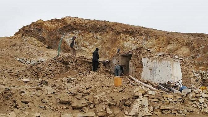 غزني کې د سخي زیارت پر ماينونو الوځول شوی