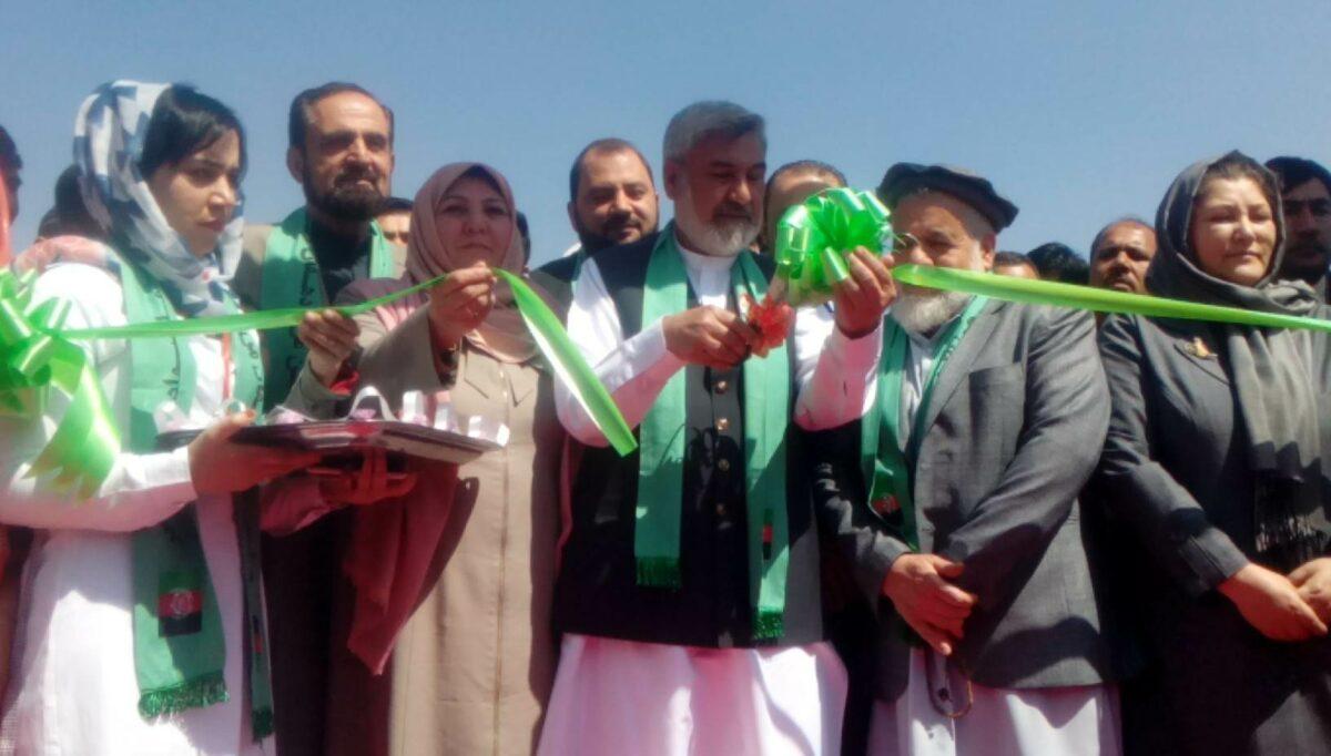 Durrani promises more facilities to farmers in new year