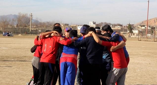 پلخمري کې د ځوانانو ترمنځ د یووالي په موخه د کرکټ سيالۍ پيل شوې