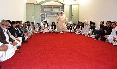 د کندهار مخور له وسله والو د سولې په برخه کې مثبت ځواب غواړي