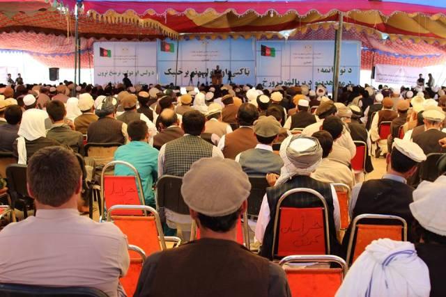 Supporting polls, thousands attend Laghman gatherings
