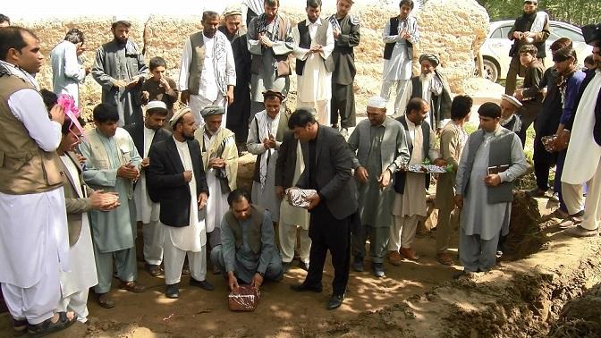 بغلان کې د اوبولو رسولو پروژې چارې پيل شوې