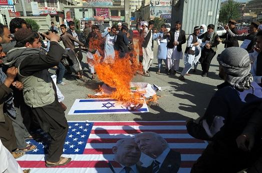 عالمان دین در کابل انتقال سفارت امریکا در اسرائیل به بیت المقدس را محکوم کردند