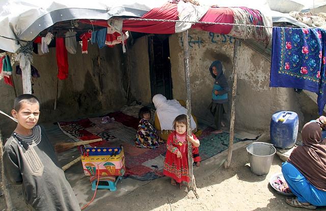 A picture of displaced family with no guarantee of life