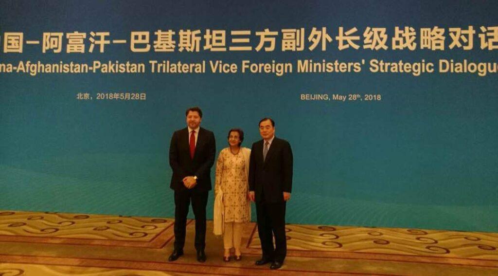 کرزى: عليه تمامی گروه ‏های تروريستی بدون تفکيک خوب و بد بايد مبارزه شود