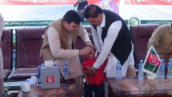 تطبیق واکسین ضد فلج در شش ولسوالی ننگرهار با مشکل مواجه است