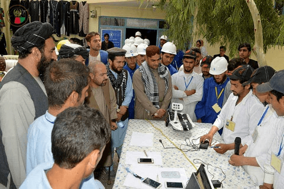 کندهار کې ۱۸۰ تنو ته حرفوي زده کړې ورکړل شوې