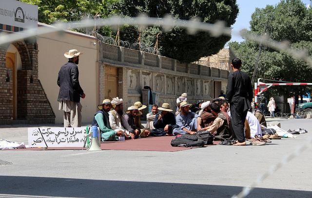 Helmand peace caravan members sit-in, Kabul