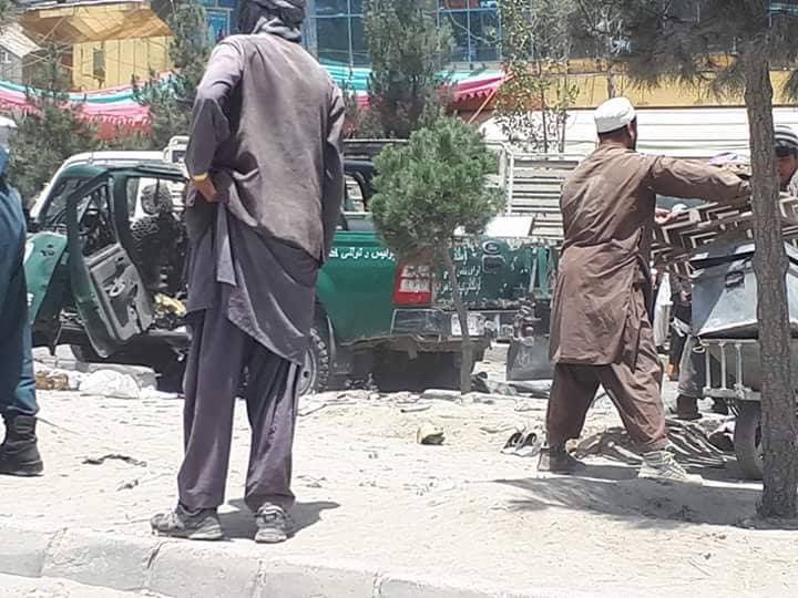 5 wounded as magnetic bomb hits police vehicle in Kabul