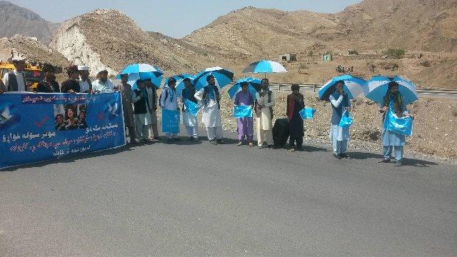 گروه صلح مهاجرین افغان با پای پیاده به کابل رسید
