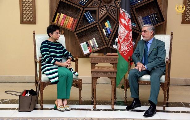 داکترعبدالله، تدوین استراتيژی ملی صادرات افغانستان را ارزنده عنوان کرد