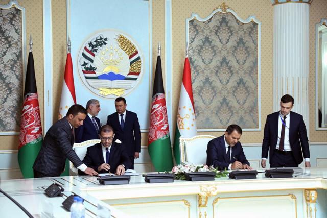 Afghanistan, Tajikistan sign 2 cooperation accords